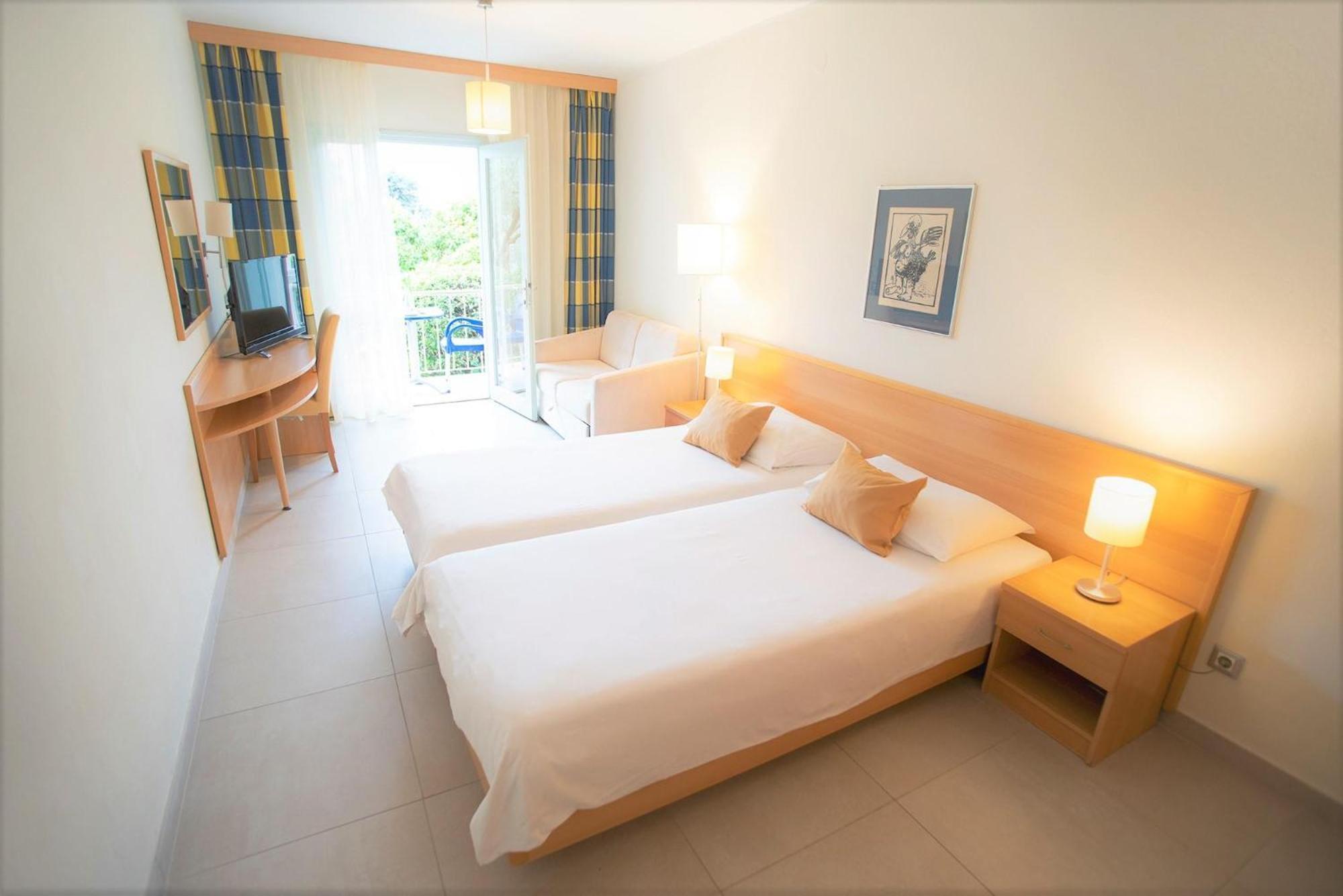 Aminess Vival Casa Velaris Hotel Supetar
