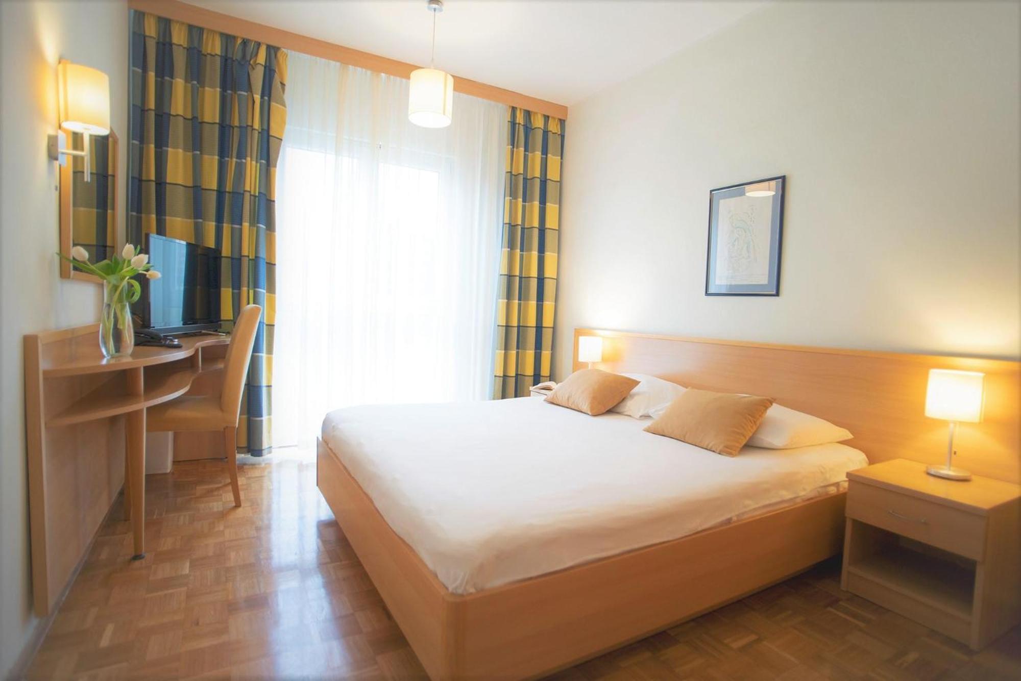 Hotel Aminess Vival Casa Velaris Supetar